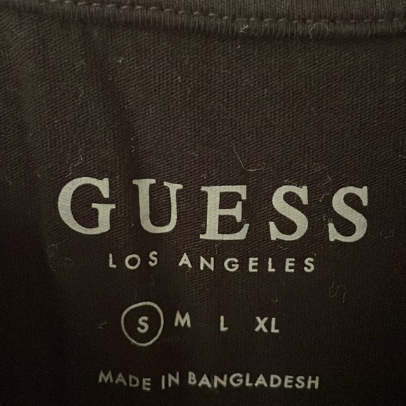 Guess Tee Shirt - Picture 3 of 6